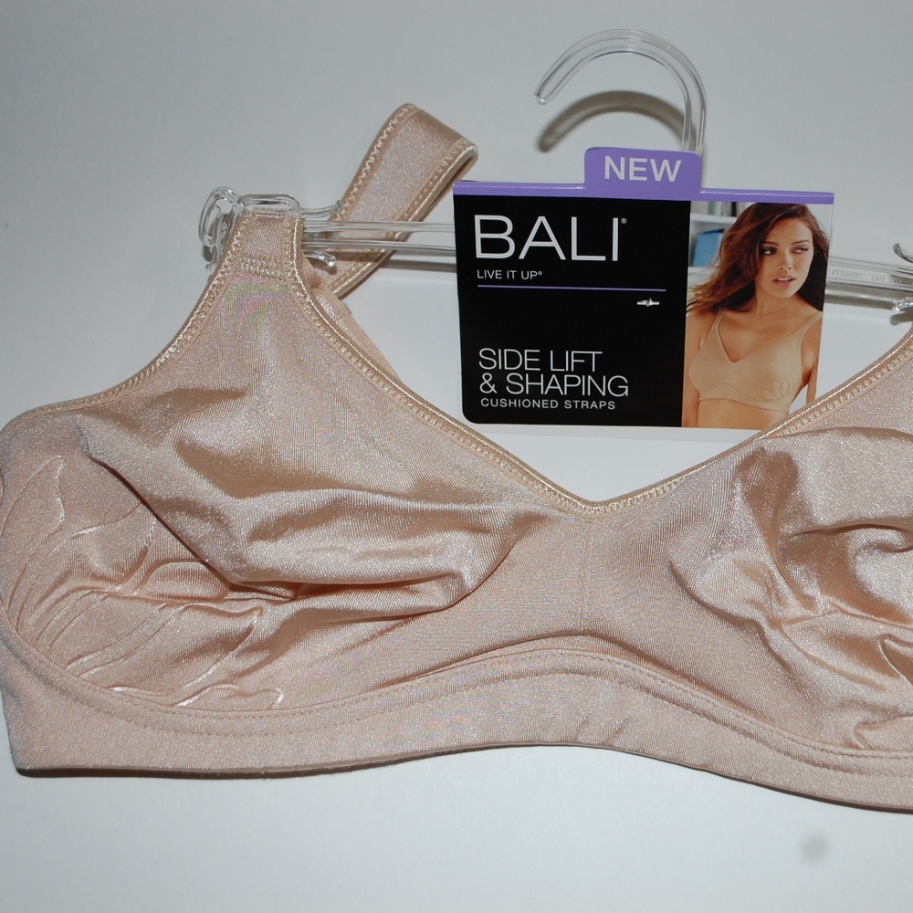 NWT Bali Side Lift & Shaping Cushioned Straps